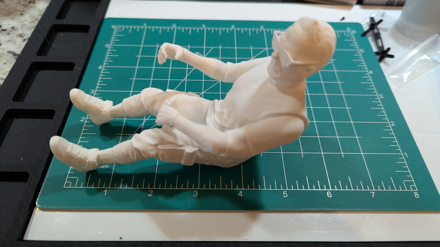 Male RC Driver Figure 1:10 scale Crawler - 'Pete' Knight Customs official 3D Print