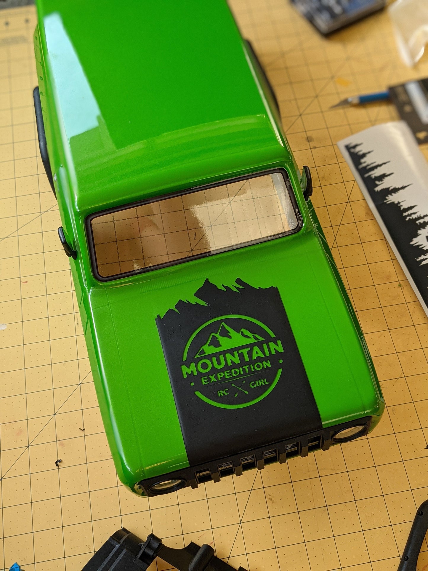 Mountain Treeline Graphics for Redcat Gen 8 V2 Scout Body